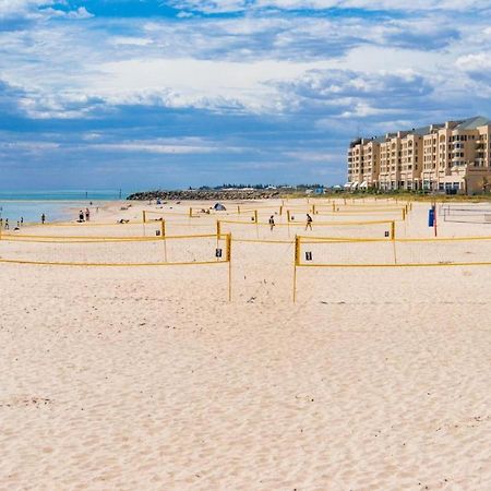 Beachside Luxury Apartments One & Two Bedroom In Beachfront Oaks Pier Building 글레넬그 외부 사진